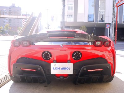 صورة 5 لـ 2021 Ferrari SF90 STRADALE