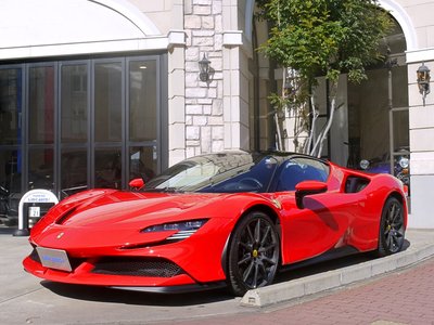 صورة 1 لـ 2021 Ferrari SF90 STRADALE