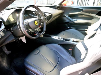 صورة 8 لـ 2021 Ferrari SF90 STRADALE