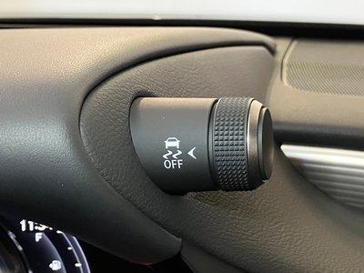 2023 Lexus ES thumbnail 30