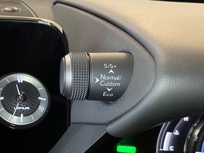 2023 Lexus ES thumbnail 29