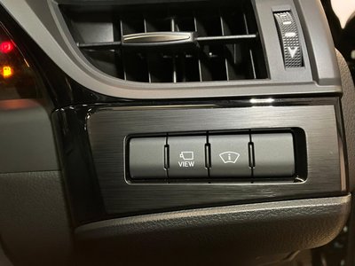 2023 Lexus ES thumbnail 38
