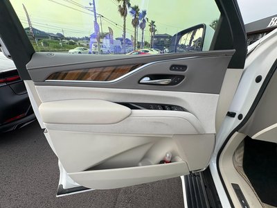 صورة مصغرة 25 لـ 2022 Cadillac ESCALADE