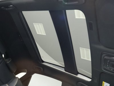 صورة مصغرة 33 لـ 2025 Toyota CROWN SPORT