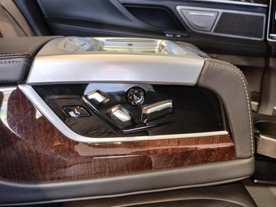 2020 BMW 7 SERIES thumbnail 41