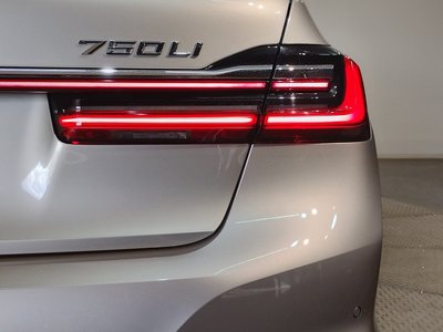 2020 BMW 7 SERIES thumbnail 24