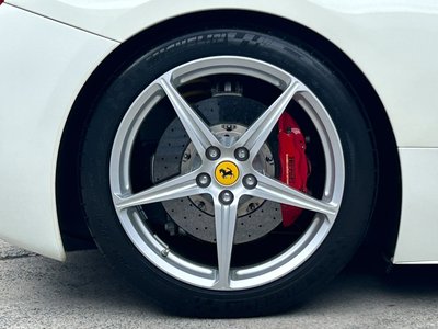 صورة 43 لـ 2013 Ferrari 458 SPIDER