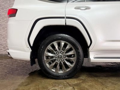 2023 Toyota LAND CRUISER 300 — фото 29