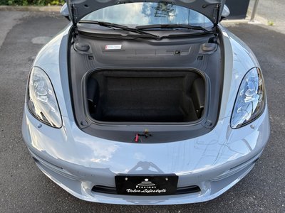 2024 Porsche 718 photo 15