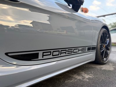2024 Porsche 718 photo 13