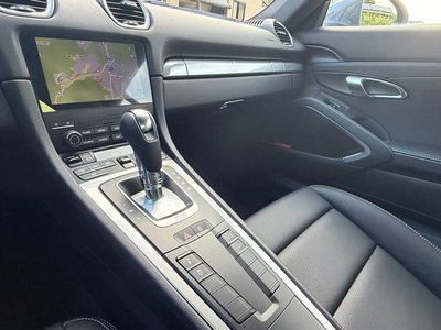 2024 Porsche 718 thumbnail 22