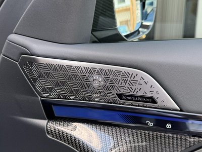 2025 BMW M5 缩略图 16