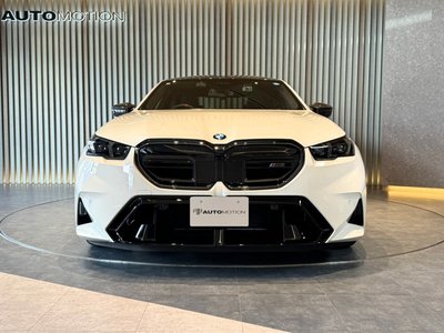 2025 BMW M5 缩略图 6