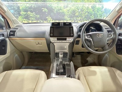 صورة 2 لـ 2023 Toyota LAND CRUISER PRADO