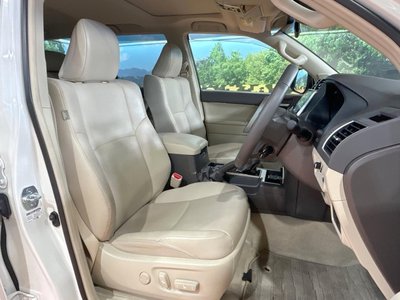 صورة 9 لـ 2023 Toyota LAND CRUISER PRADO