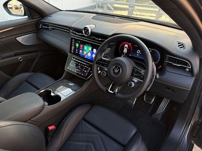 صورة 7 لـ 2023 Maserati GRECALE