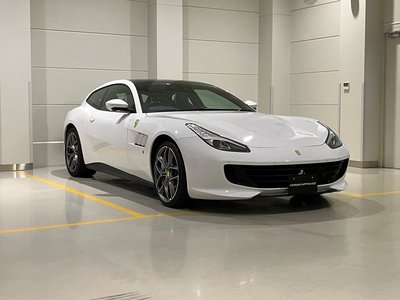 2021 Ferrari GTC4 LUSSO — фото 4