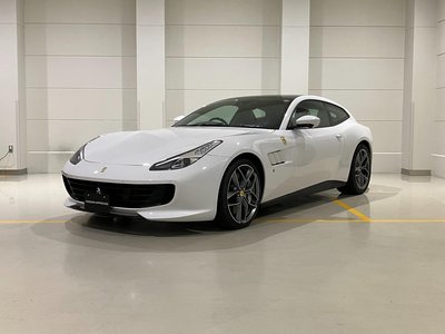 2021 Ferrari GTC4 LUSSO — фото 10