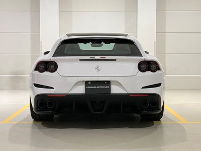 2021 Ferrari GTC4 LUSSO — фото 7