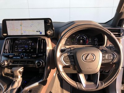 2023 Lexus LX — миниатюра 50