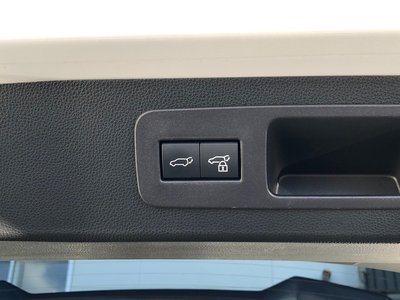 2023 Lexus LX — миниатюра 39