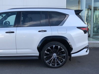 2023 Lexus LX — миниатюра 9