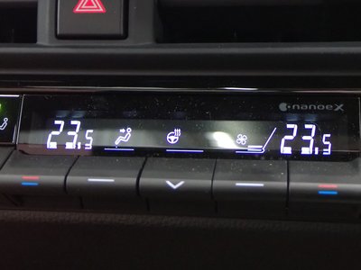 2023 Toyota CROWN SPORT — миниатюра 32