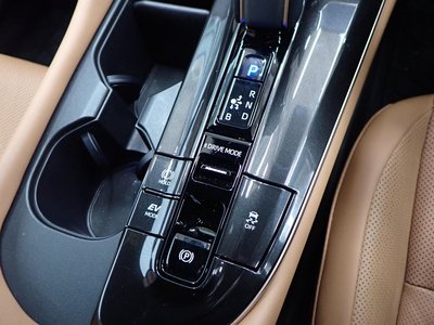 2023 Toyota CROWN SPORT — миниатюра 35