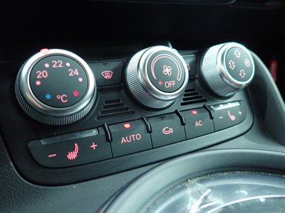 صورة 39 لـ 2009 AUDI R8