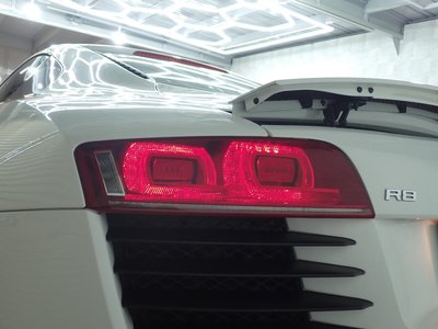 صورة 15 لـ 2009 AUDI R8
