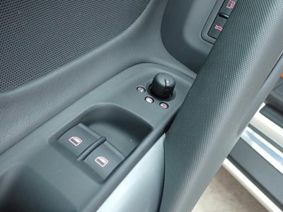 صورة 51 لـ 2009 AUDI R8