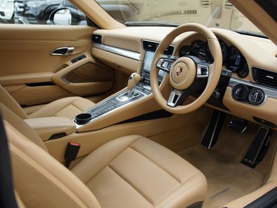2016 Porsche 911 — миниатюра 11