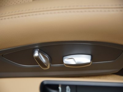 2016 Porsche 911 — миниатюра 13