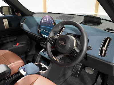 صورة 16 لـ 2024 MINI COOPER COUNTRYMAN