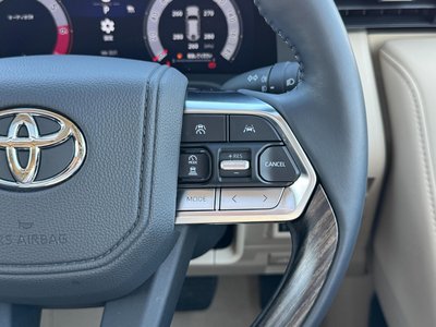 صورة 56 لـ 2025 Toyota LAND CRUISER 300