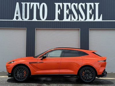 2025 Aston Martin DBX — миниатюра 54