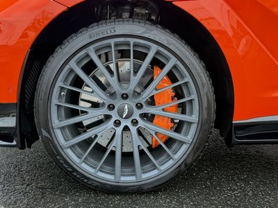 2025 Aston Martin DBX — миниатюра 56