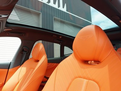 2025 Aston Martin DBX — миниатюра 70