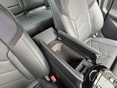 صورة مصغرة 124 لـ 2025 BMW 5 SERIES
