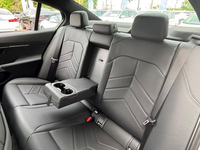 صورة مصغرة 74 لـ 2025 BMW 5 SERIES