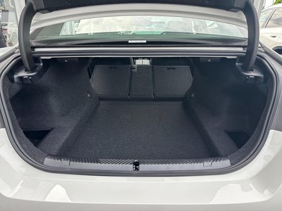 صورة مصغرة 86 لـ 2025 BMW 5 SERIES