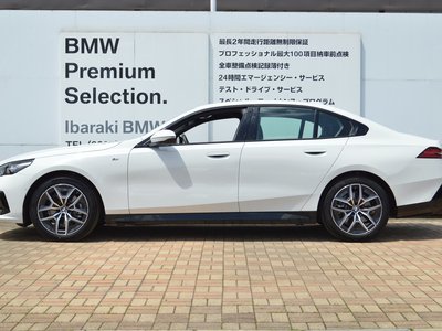 صورة مصغرة 11 لـ 2025 BMW 5 SERIES
