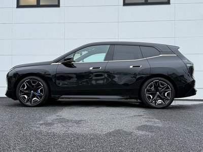2023 BMW IX thumbnail 60