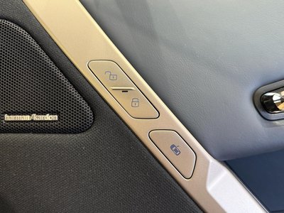2023 BMW IX thumbnail 24