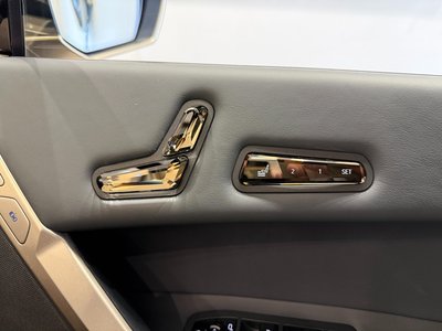 2023 BMW IX thumbnail 22
