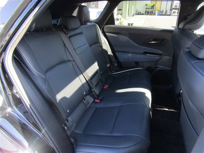 صورة 16 لـ 2025 Toyota CROWN ESTATE