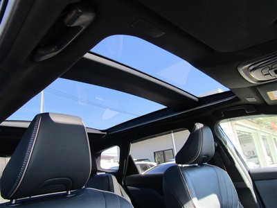 صورة 11 لـ 2025 Toyota CROWN ESTATE