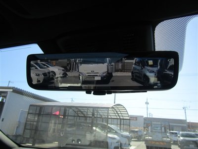 صورة 10 لـ 2025 Toyota CROWN ESTATE