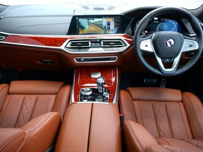 صورة 14 لـ 2022 BMW Alpina XB7