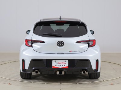 صورة 42 لـ 2023 Toyota GR COROLLA